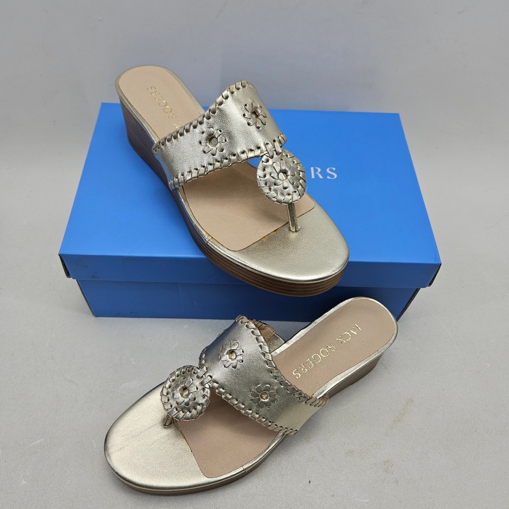 Jack Rogers Jacks Mid‎ Wedge Sandals sz 8 Platinum Silver Leather Thong 2" Heel